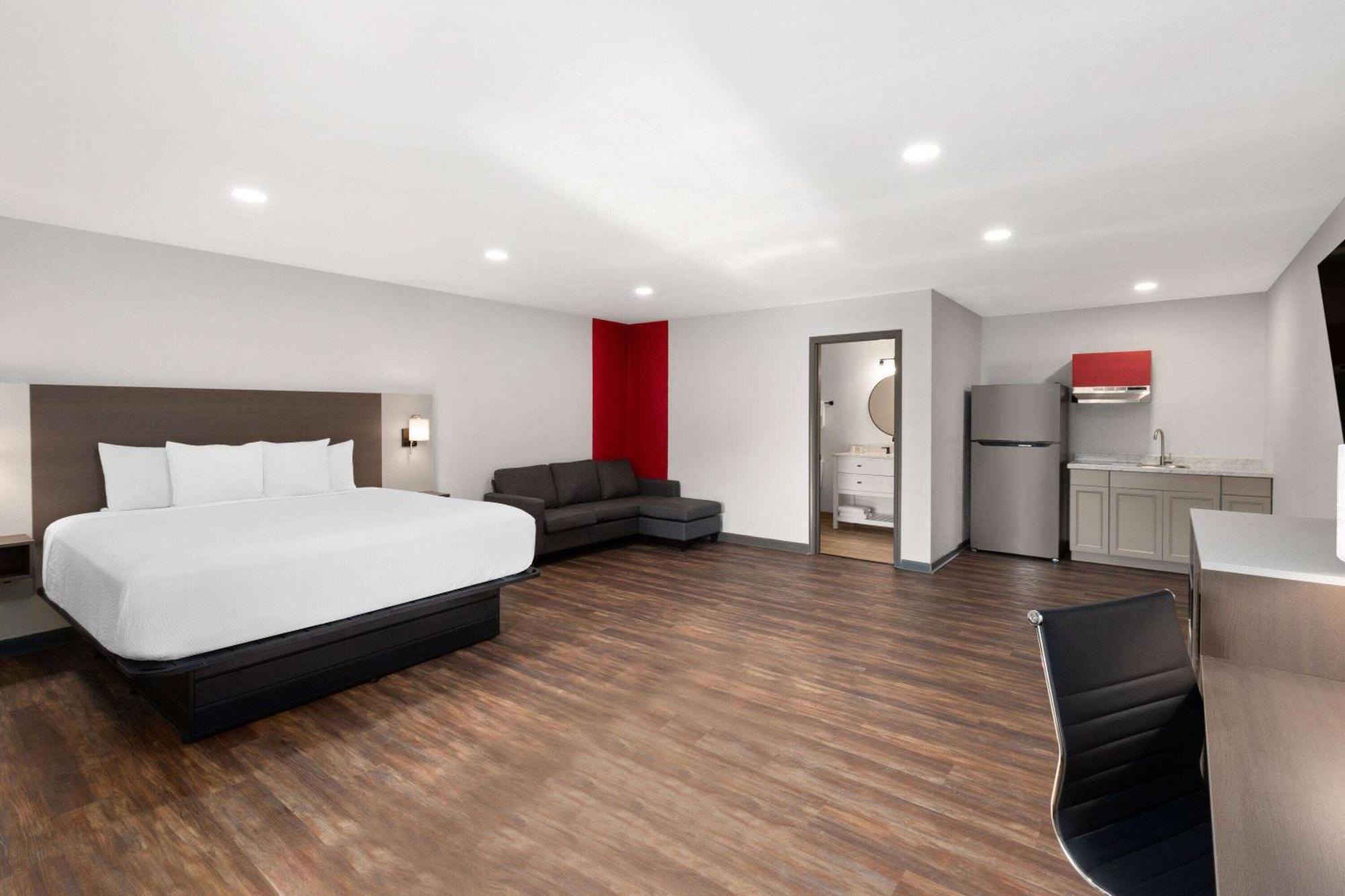Ramada By Wyndham Bainbridge Hotel ภายนอก รูปภาพ